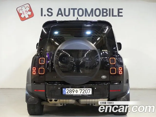 Land Rover Defender L663 — Фото автомобиля 3