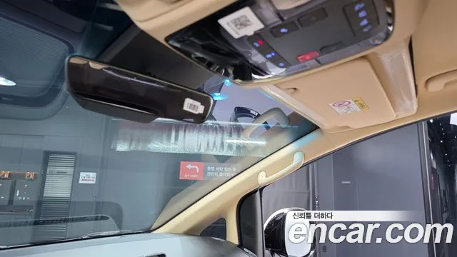 Hyundai Staria Staria 4WD Tourer 9 мест — Фото автомобиля 19