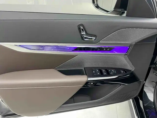 BMW 7 Series — Фото автомобиля 16