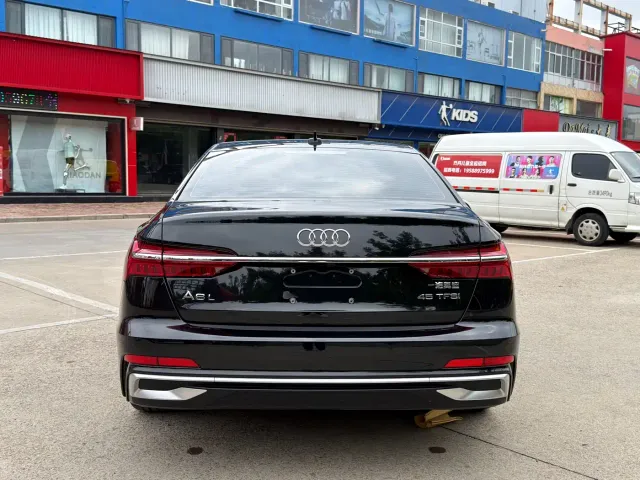 Audi A6L — Фото автомобиля 14