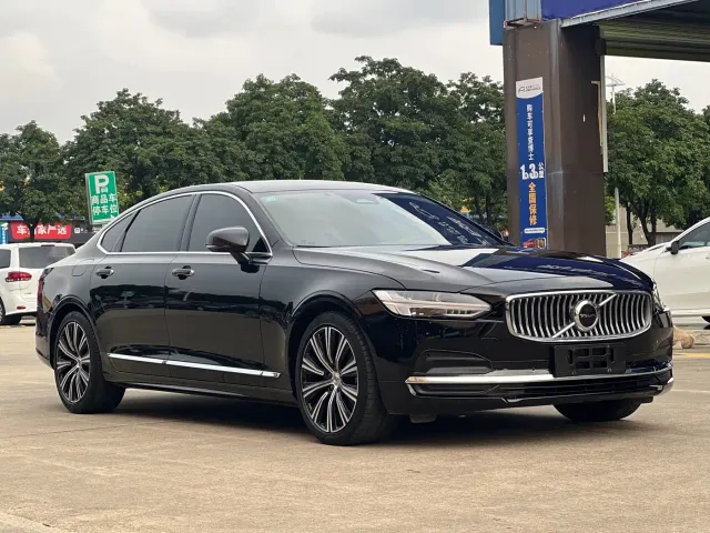 Volvo S90 — Фото автомобиля 6