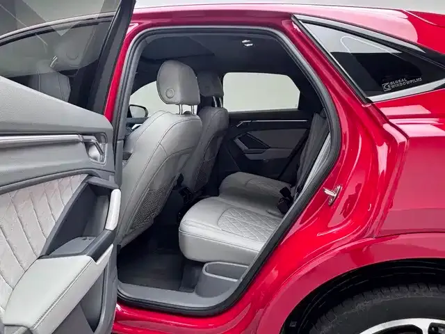 Audi Q3 Sportback — Фото автомобиля 16