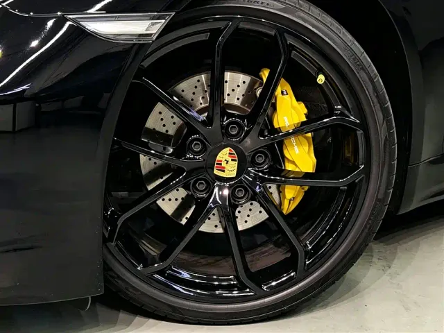 Porsche 718 — Фото автомобиля 11