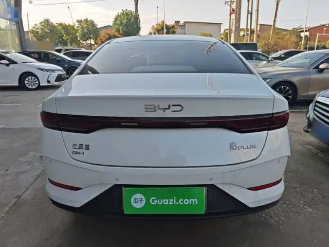 BYD Qin PLUS — Фото автомобиля 5
