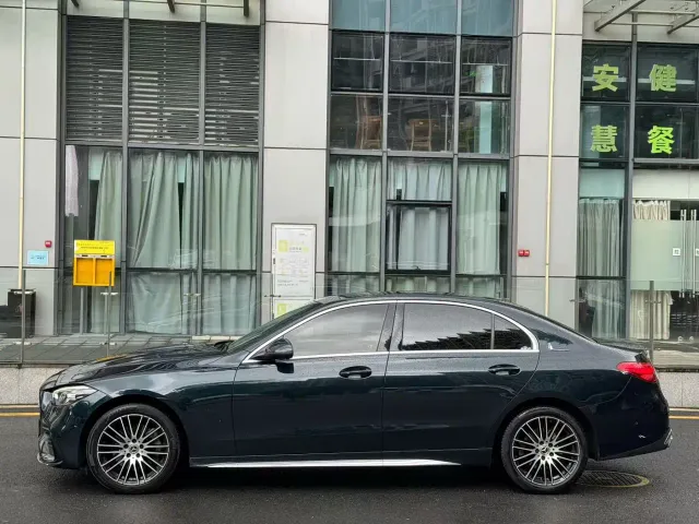 Mercedes-Benz C-Class — Фото автомобиля 3