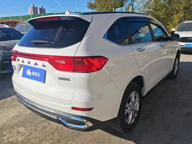 Haval M6 — Фото автомобиля 3