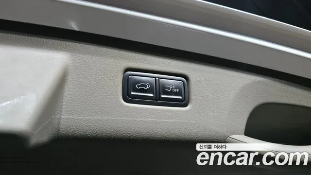 Kia Canival Новый Carnival 4 поколение Бензин 4 места Hi-Limousine — Фото автомобиля 14