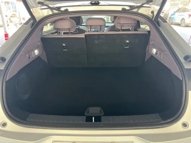 Changan Qiyuan A06 — Фото автомобиля 8