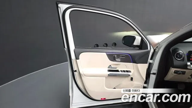 Mercedes-Benz GLB-Class X247 — Фото автомобиля 13