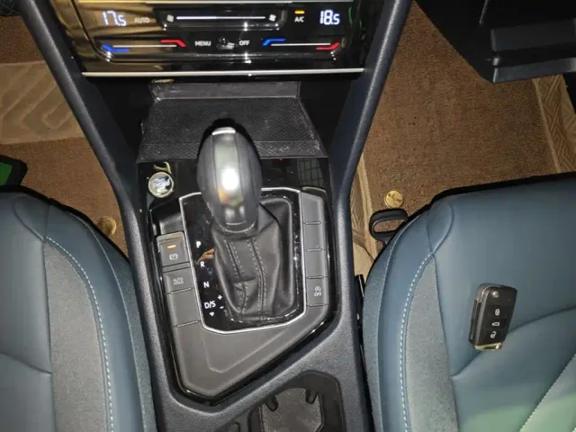 Volkswagen Tharu — Фото автомобиля 9