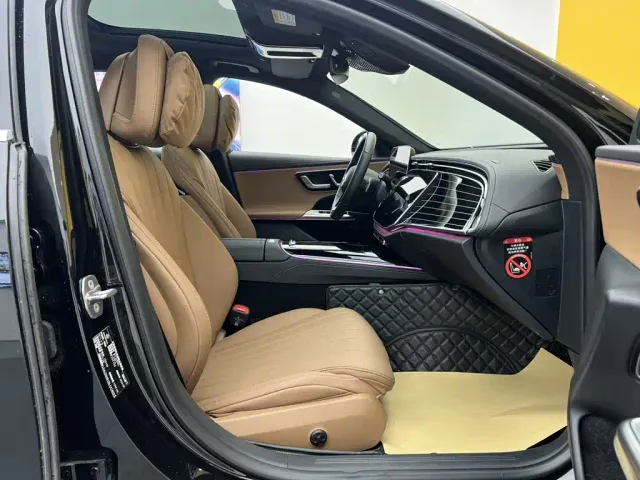 Mercedes-Benz E-Class — Фото автомобиля 19