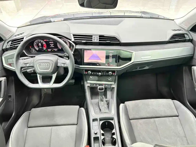 Audi Q3 — Фото автомобиля 7