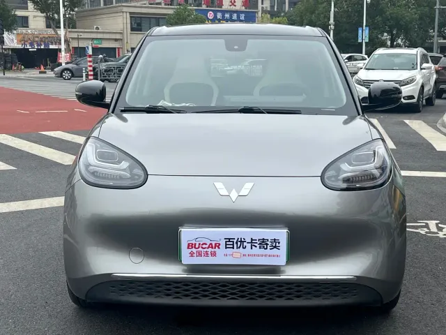 Wuling Bingo — Фото автомобиля 2