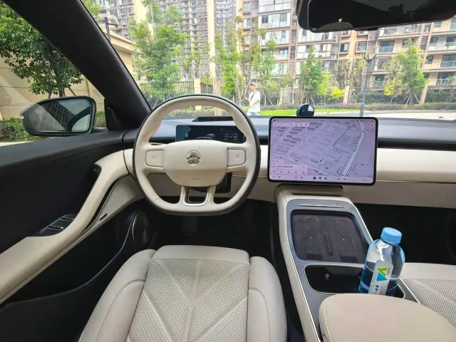 Nio ET5 Touring — Фото автомобиля 16