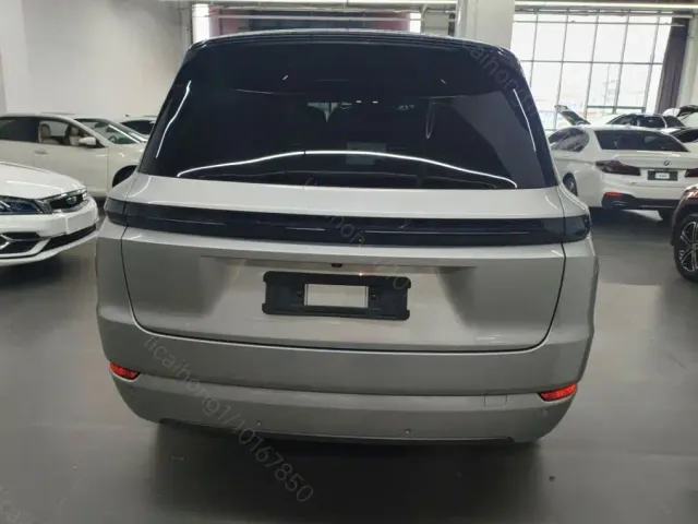 Li Auto L9 — Фото автомобиля 5