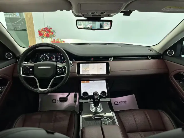 Land Rover Range Rover Evoque 2021 Range Rover Evoque L 249PS R-Dynamic First Edition Launch Edition — Фото автомобиля 8