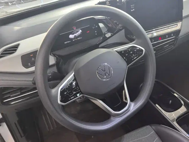 Volkswagen ID.3 — Фото автомобиля 15