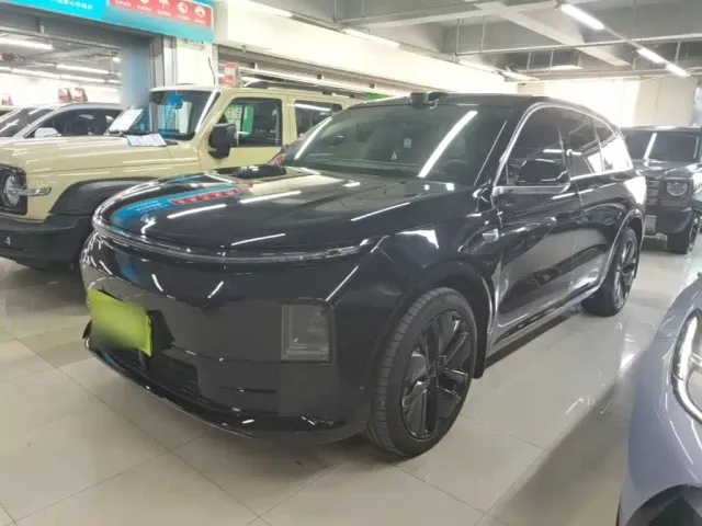 Фотография автомобиля — Li Auto L6