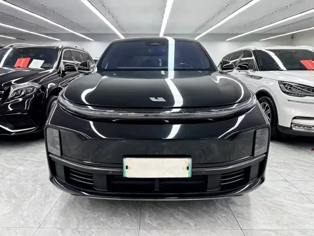 Li Auto L7 — Фото автомобиля 2