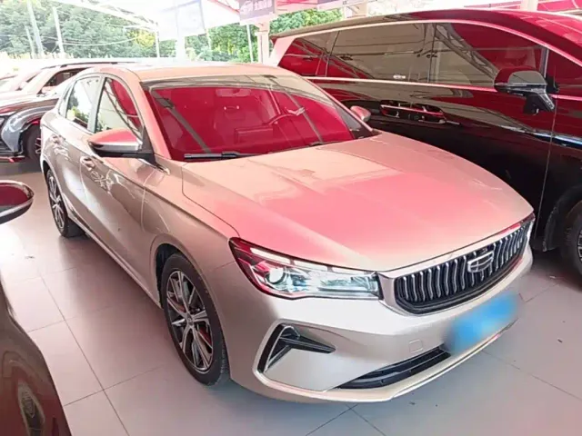 Geely Emgrand — Фото автомобиля 3