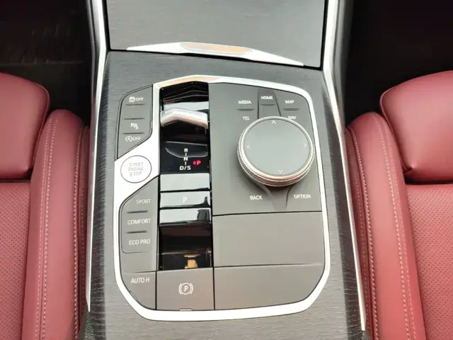 BMW 3 Series — Фото автомобиля 13