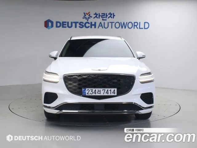 Genesis GV70 — Фото автомобиля 3