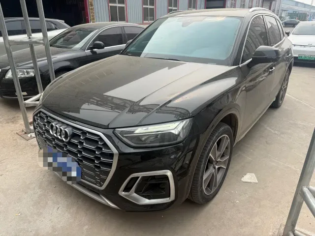 Фотография автомобиля — Audi Q5L