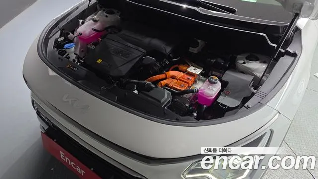 Kia Niro The All New Niro Signature — Фото автомобиля 6