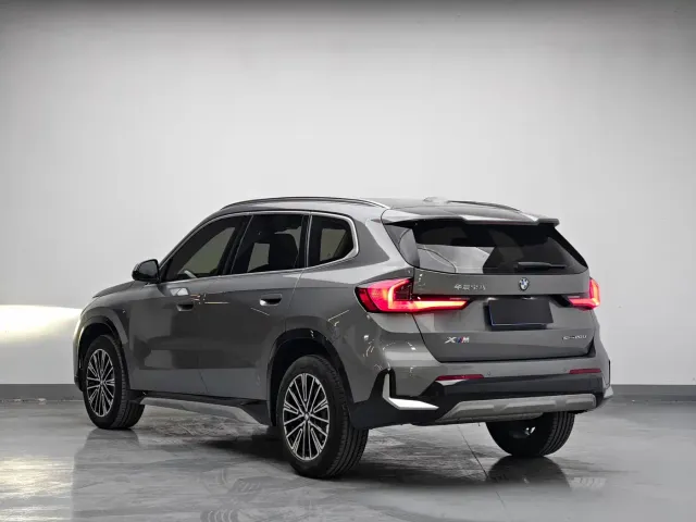 BMW X1 — Фото автомобиля 4