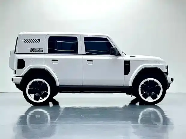 iCAR V23 — Фото автомобиля 9