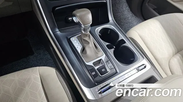 Kia Canival Carnival 4 поколение 9 мест Prestige — Фото автомобиля 9