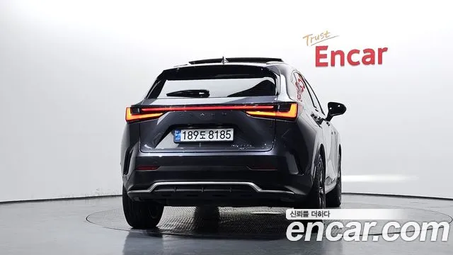 Lexus NX NX450h+ 2nd Gen — Фото автомобиля 4