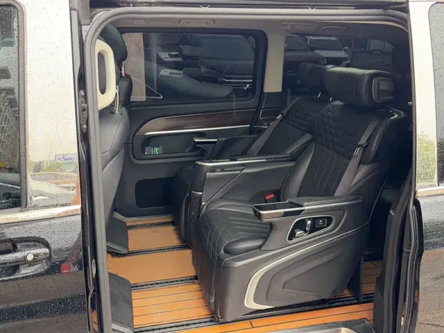 Mercedes-Benz V-Class — Фото автомобиля 13