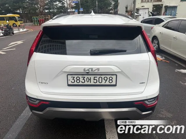 Kia Niro The All New Niro Signature — Фото автомобиля 4