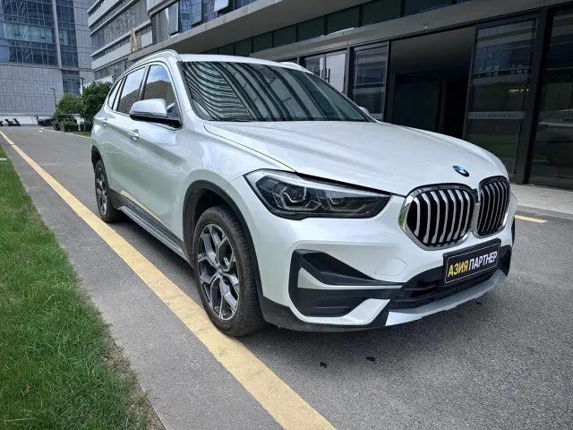 BMW X1 — Фото автомобиля 3