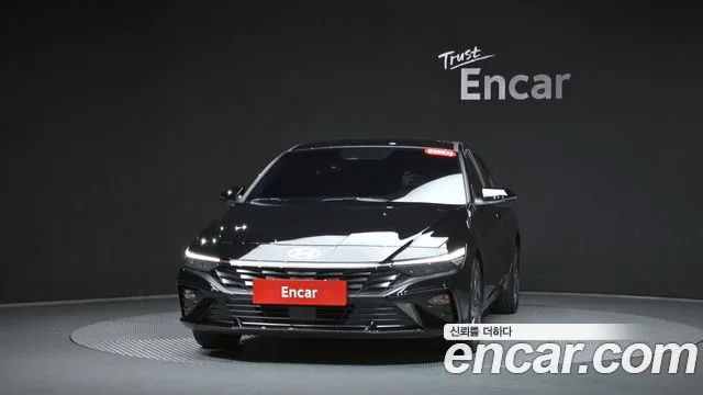 Hyundai Avante CN7 — Фото автомобиля 3