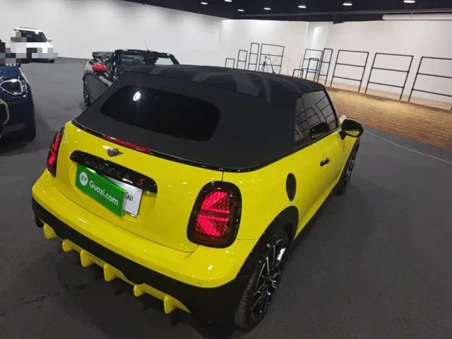MINI Hatch — Фото автомобиля 6