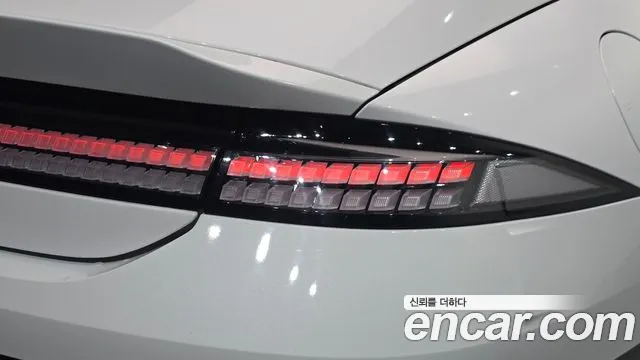 Hyundai Ioniq 6 — Фото автомобиля 8