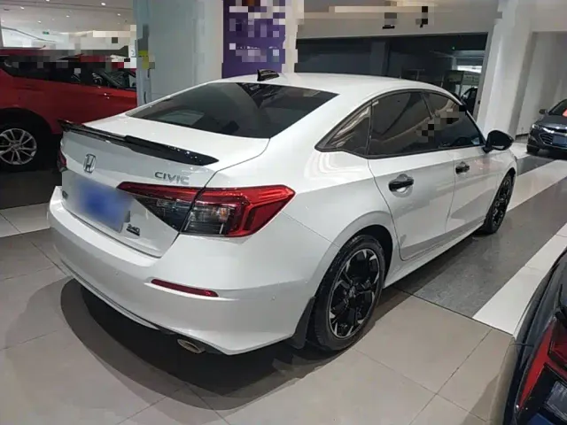 Honda Civic — Фото автомобиля 6