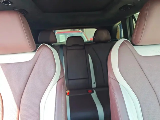 Geely Xingyue L — Фото автомобиля 11