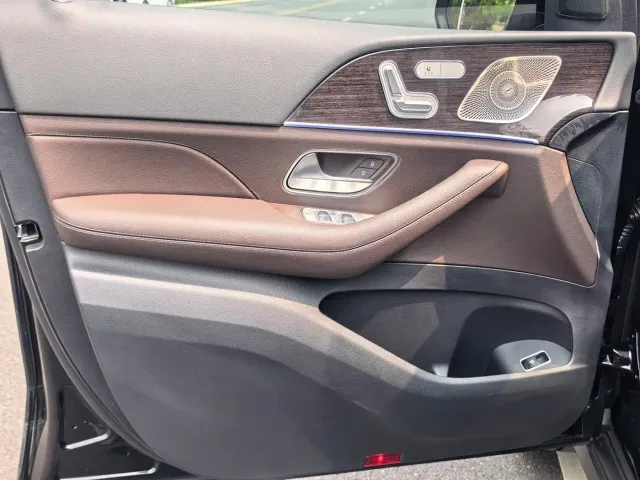 Mercedes-Benz GLE-Class — Фото автомобиля 15