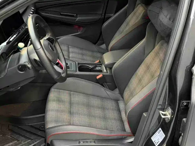 Volkswagen Golf GTI — Фото автомобиля 19
