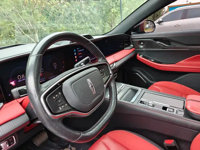 Lincoln Z — Фото автомобиля 8
