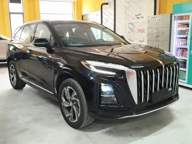 Hongqi HS3 PHEV — Фото автомобиля 3