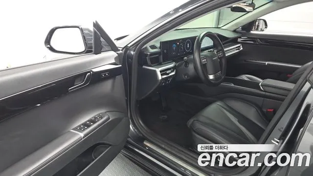 Hyundai Grandeur Grandeur (GN7) 2.5 Бензин 2WD — Фото автомобиля 10