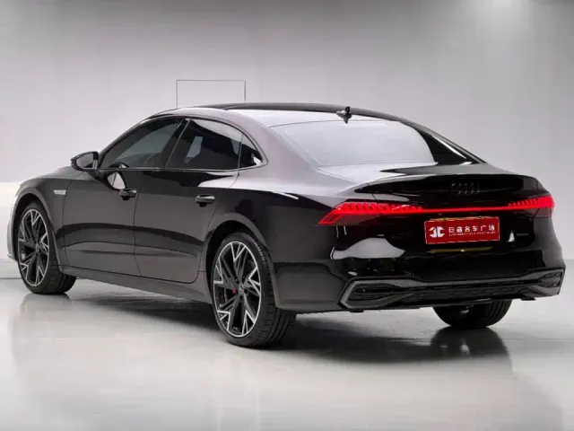 Audi A7L — Фото автомобиля 5
