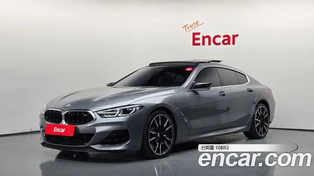 Фотография автомобиля — BMW 8 Series G15