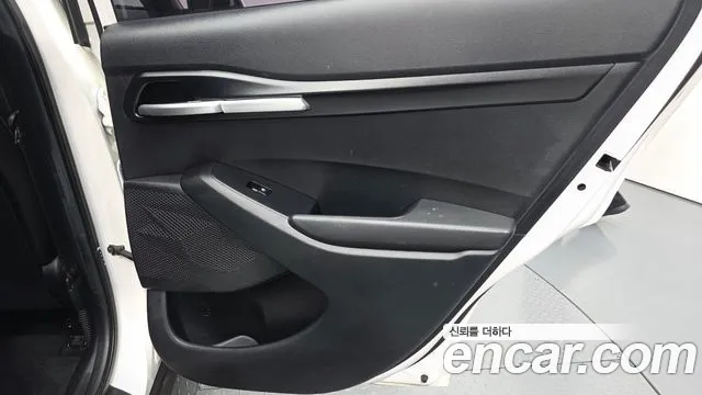 Kia Seltos — Фото автомобиля 14