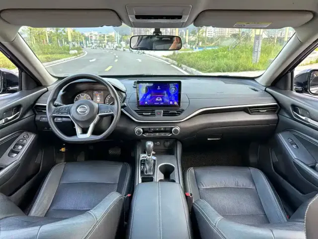 Nissan Teana — Фото автомобиля 13
