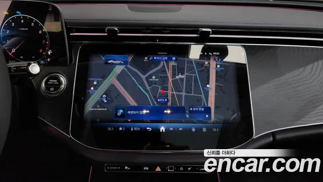 Mercedes-Benz E-Class — Фото автомобиля 12